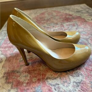 L.K. Bennett London Tan Camel Patent Sledge Court Pump Stiletto 38.5 8.5